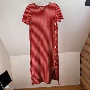 ZARA TRAFALUC Maxi Striped Tee Dress w/side buttons. Crew neck. Size 6